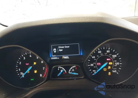 2015 Ford Focus Se z USA, uszkodzony, nr VIN 1FADP3F22FL280301